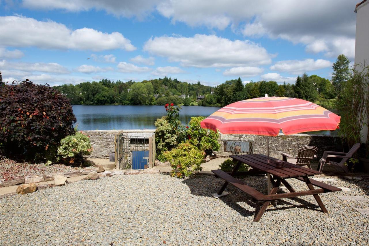 Lakeside Huelgoat Luaran gambar